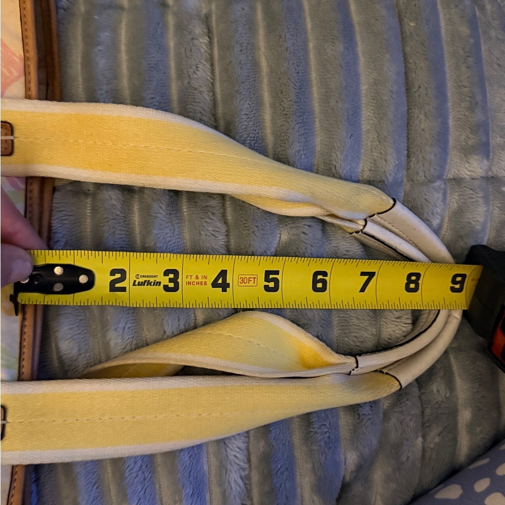 COACH poppy canvas tote/shoulder bag. - Picture 13 of 13